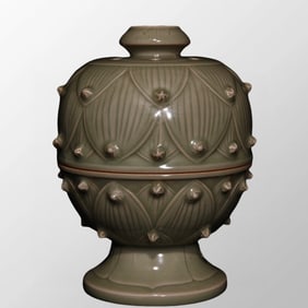 Chinese Yue Kiln Lotus Flower Design Porcelain Incense Burner