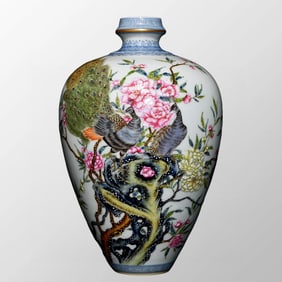 Chinese Gilt Edge Famille Rose Flower Bird Design Porcelain Porcelain Vase