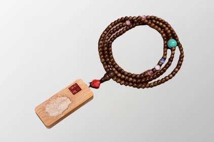 Vintage Bamboo Inlay Bone Carved Kwan-yin Pendant w Chenxiang Wood Beads Necklace