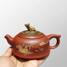 Chinese Yixing Zisha Clay Frog Teapot w Artist Signed