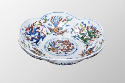 Chinese Wucai Dragon Dragon Phoenix Design Porcelain Plate