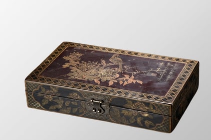 Vintage Chinese Gilt Gold Wooden-cored Lacquerware Flowers Bird Design Jewellery Box