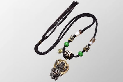 Tibetan Gilt Gold Silver Inlay Sky Eye DZI Agate Divine Bird Suparna Pendant