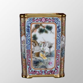 Chinese Qing Dynasty Gilt Edge Famille Rose Flower Bird Design Porcelain Brush Pot