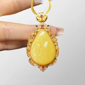 Beautiful Silver Plated Gilt Gold Inlay Natural Beeswax Lucky Pendant/Necklace