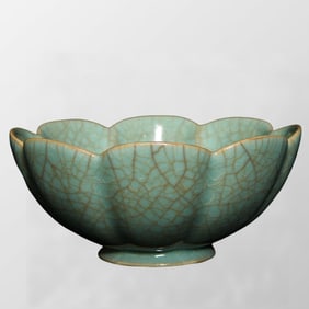 Chinese Ru Kiln Lotus Flower Porcelain Bowl