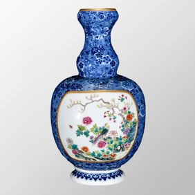 Chinese Gilt Edge Blue And White Porcelain + Famille Rose Flowers Bird Design Porcelain Vase
