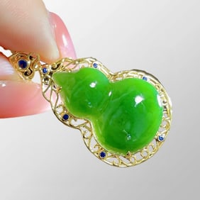 Exquisite 18K Gold Inlay Green Hetian Jade Gourd Pendant