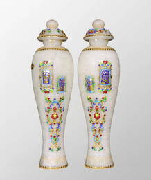 A Pair Exquisite Chinese Inlaying Gold Edge White Hetian Jade Vase