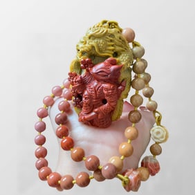 Beautiful Alxa Agate Carved Dragon & Fox Pendant w Beads Necklace