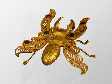 Vintage Chinese Gilt Gold Copper Inlay Gem Insect Statue