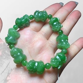 Chinese Natural Green Hetian Jade Carved Fortune Pixiu Beads Bracelet