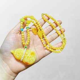 Beautiful Beeswax Hand Carved Gourd Pendant w Beads Necklace