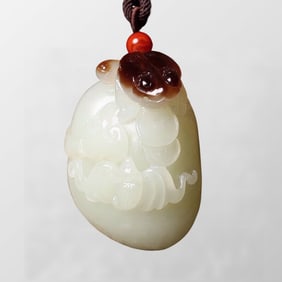 Chinese Natural Hetian Jade Carved Frog Pendant w Certificate