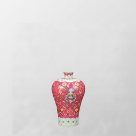 Chinese Qing Dynasty Gilt Edge Famille Rose Flowers Design Porcelain Vase