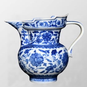 Chinese Blue And White Porcelain Flowers Design Cup
