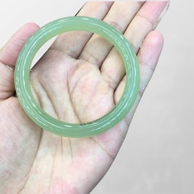 Inside Diameter 56mm Chinese Hetian Jade Bracelet