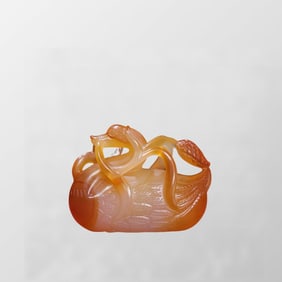 Beautiful Chinese Agate Carved Swan Statue/Pendant