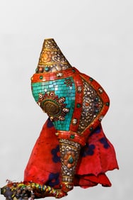 Tibetan Buddhism Gilt Gold Copper Inlay DZI Agate & Turquoise & Gems Conch Statue