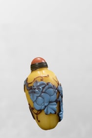 Chinese Peking Glass Low Relief Locust Snuff Bottle