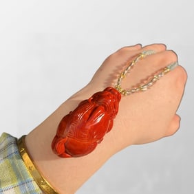 Beautiful Chinese Nanhong Agate Carved Fortune Pixiu Pendant