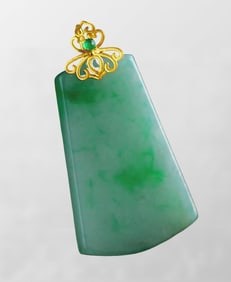 Exquisite 18K Gold Inlay Jadeite Lucky Pendant