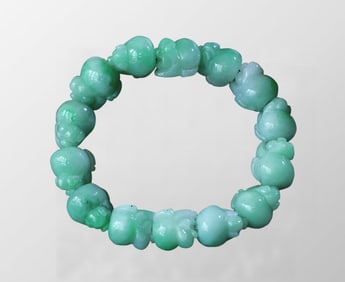 Beautiful Jadeite Carved Fortune Pig Beads Bracelet