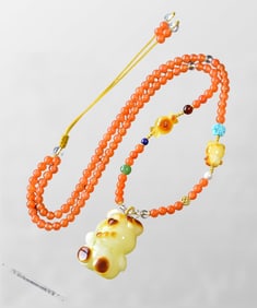 Exquisite Beeswax Carved Bear Pendant w Nanhong Agate Beads Necklace