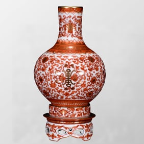 Chinese Gilt Edge Iron Red Glaze Turn Heart Porcelain Vase