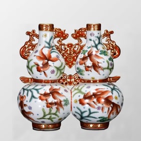 Chinese Gilt Edge Famille Rose Goldfish Design Conjoined Porcelain Gourd Vase