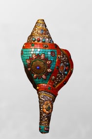 Tibetan Buddhism Gilt Gold Copper Inlay Turquoise & DZI Agate & Gems Conch Statue