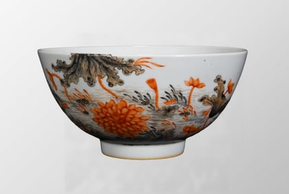 Chinese Iron Red Glaze Mocai Lotus Leaf & Lotus Flower Design Porcelain Bowl