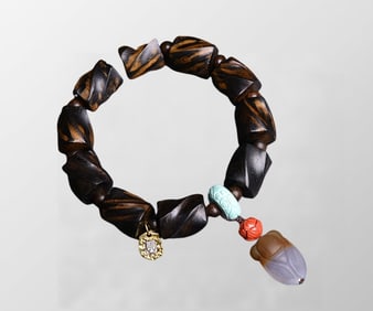 Vintage Chinese Chenxiang Wood Beads Bracelet