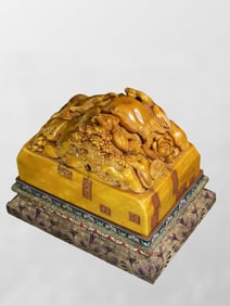 Superb Chinese Tianhuang Stone Carved Lotus Flower & Crane Statue