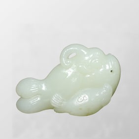 Superb Chinese Hetian Jade Carved Fish Pendant