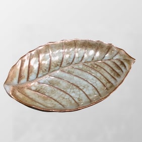 Vintage Chinese Guan Kiln Leaf Shape Porcelain Plate