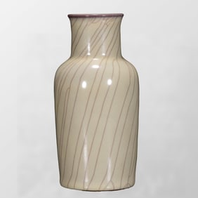 Chinese Guan Kiln Porcelain Vase
