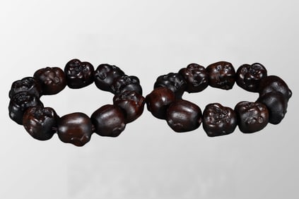 Vintage Chinese Chenxiang Wood Carved Laughing Buddha Beads Bracelet