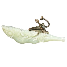 Chinese Hetian Jade Carved Fortune Cicada Cigarette Holder