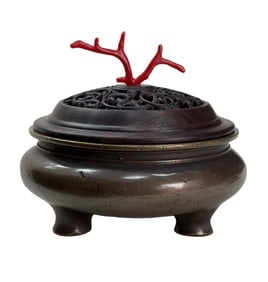 Chinese Copper 3 Legs Incense Burner w Zitan Wood Lid