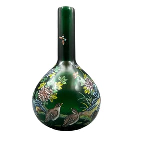 Chinese Famille Rose Green Peking Glass Flowers Bird Design Vase