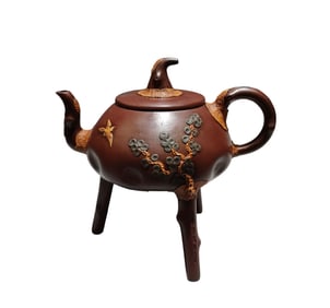 Chinese Yixing Zisha Clay 3 Leg Pine Tree & Crane Design Teapot w Artist Signed