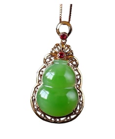 Beautiful 18K Gold Inlay Green Hetian Jade Carved Gourd Pendant