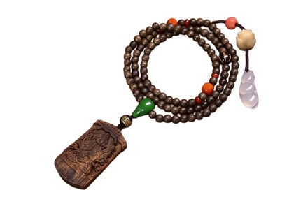 Chinese Chenxiang Wood Carved Kwan-yin Pendant w Hand Woven Beads Necklace