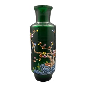 Chinese Famille Rose Green Peking Glass Plum Flower & Magpie Design Vase