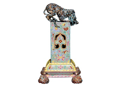 Chinese Qing Dynasty Famille Rose Fortune Beast Porcelain Incense Burner