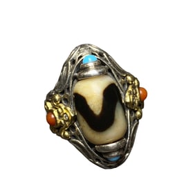 Old Tibetan Silver Inlay DZI Agate Ring