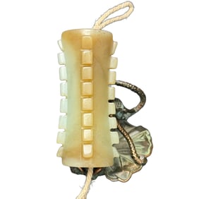 Vintage Chinese Hetian Jade Lucky Pednant