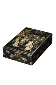 Chinese Gilt Gold Wooden-cored Lacquerware Jewellery Box