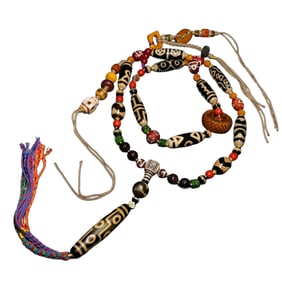 Hand Woven Tibetan Nine Eye DZI Agate Lucky Pendant w Beads Necklace